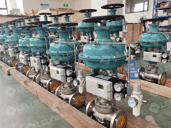 氣動薄膜單座調節閥組.jpg